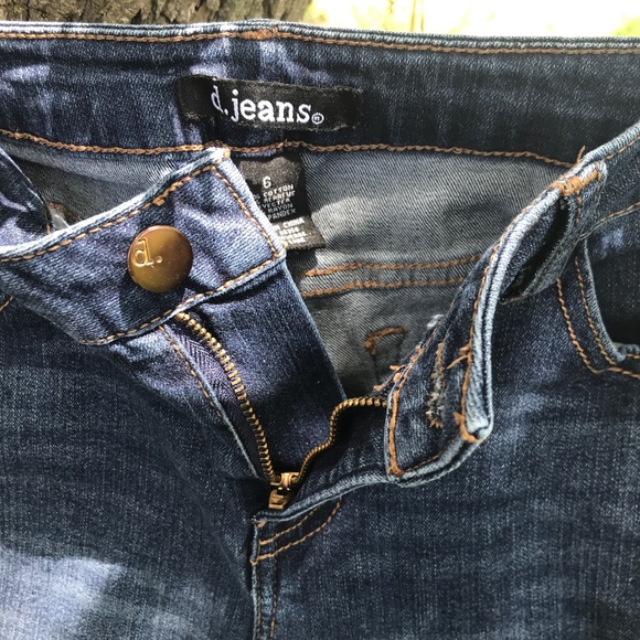🍂5/30$!! EUC D Jeans in Dark Wash - Picture 3 of 8